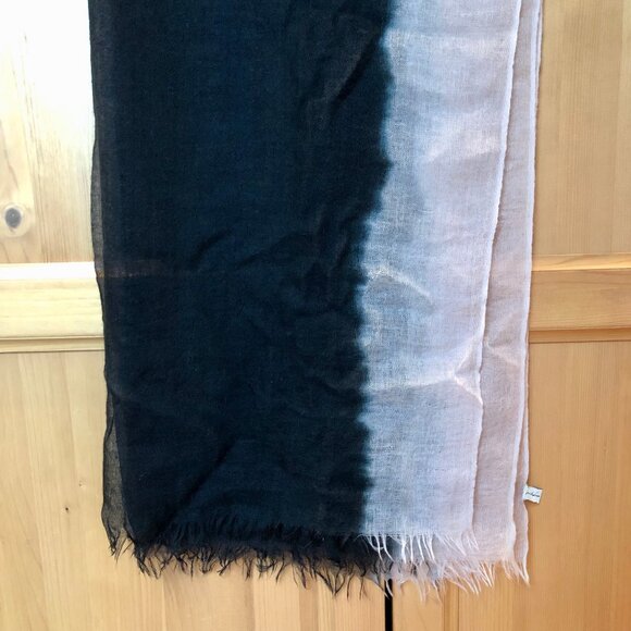 Cashmere wrap - Picture 3 of 7